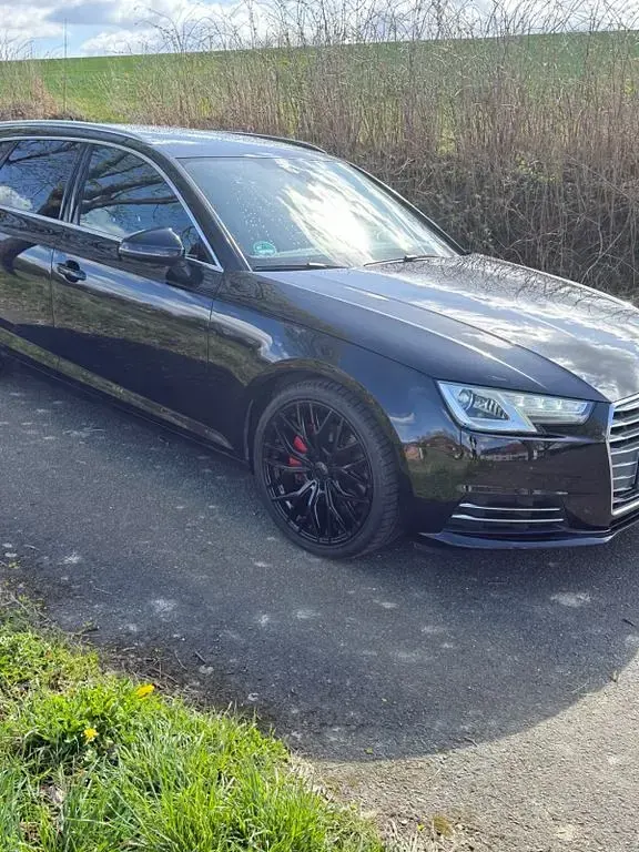 Gebraucht Audi A4 Sport 218 PS (160 kW) 2016 Schwarz Kombi