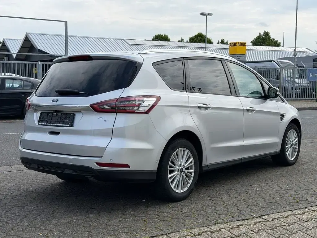 Gebraucht Ford S-MAX S 150 PS (110 kW) 2018 Silber Van / Kleinbus