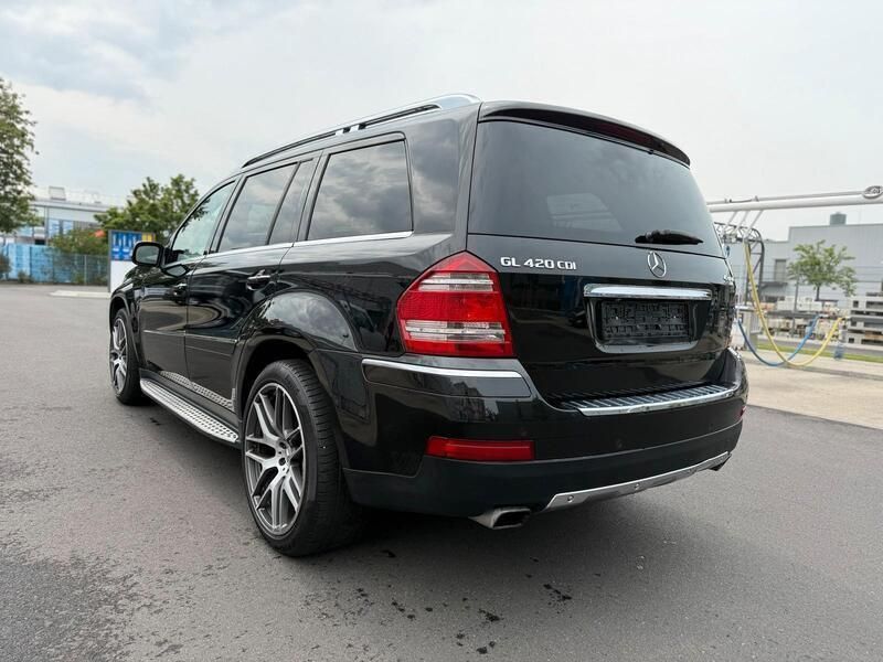 Schwarz Gebraucht 2008 Mercedes GL420 SUV | 11.300 € (Fairer Preis) - Bild 1/4