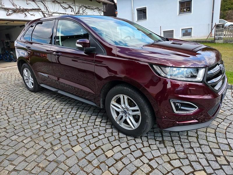 Usata Ford Edge 209 CV (153 kW) 2017 Viola SUV