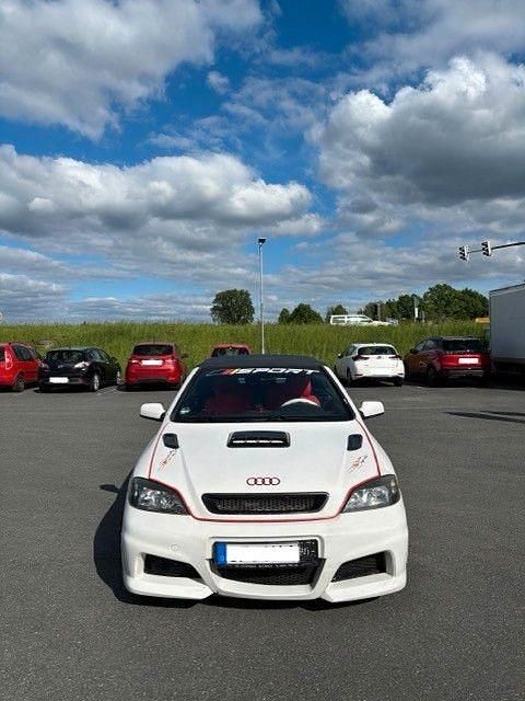 Gebraucht Opel Astra Cabriolet 125 PS (91 kW) 2001 Weiß Cabrio