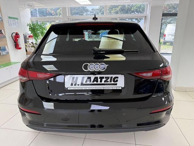 Gebraucht Audi A3 Ambiente 150 PS (110 kW) 2021 Schwarz Limousine