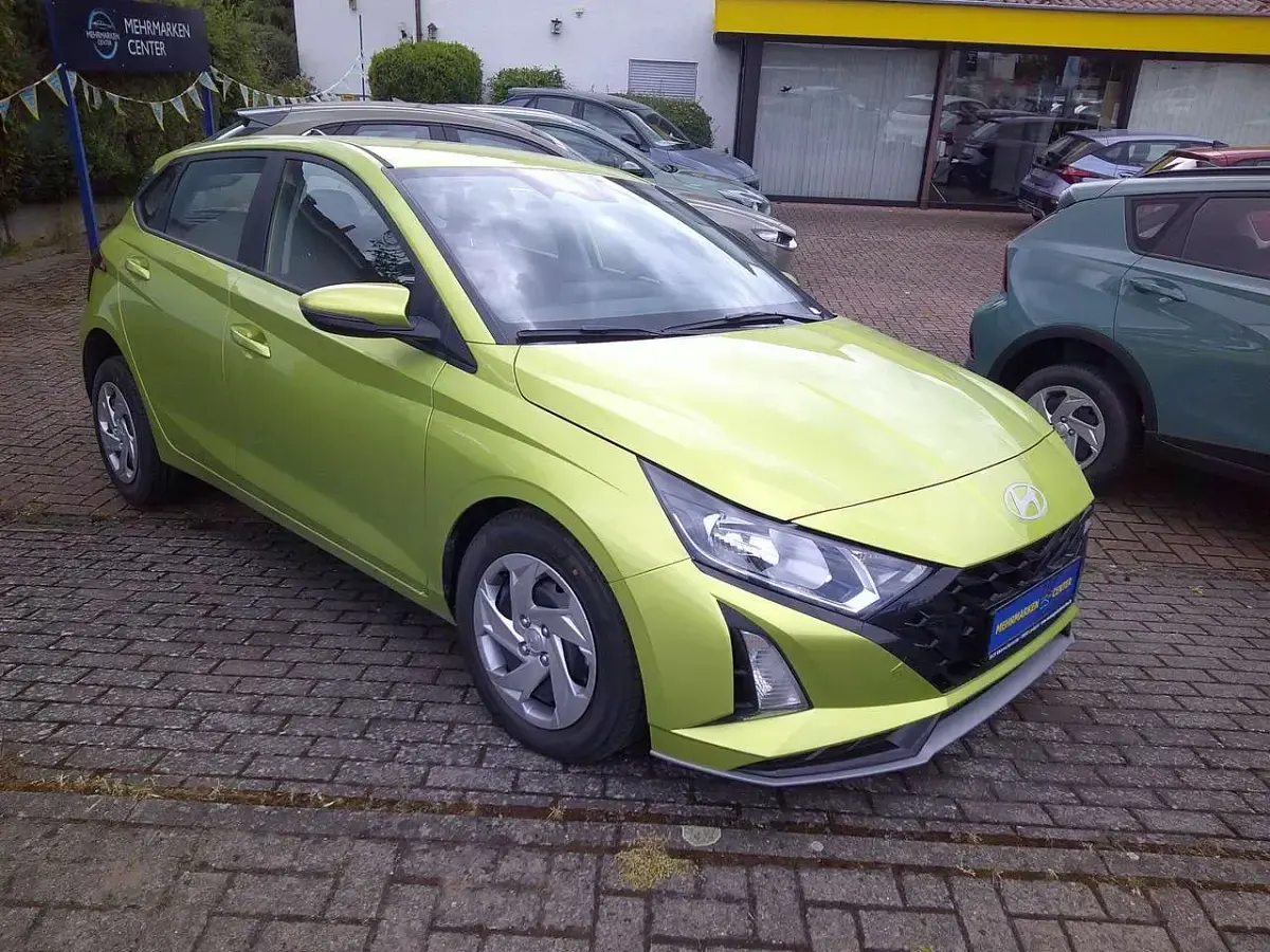 Neu Hyundai i20 90 PS (66 kW) 2026 Lucid lime /wählbar Kleinwagen
