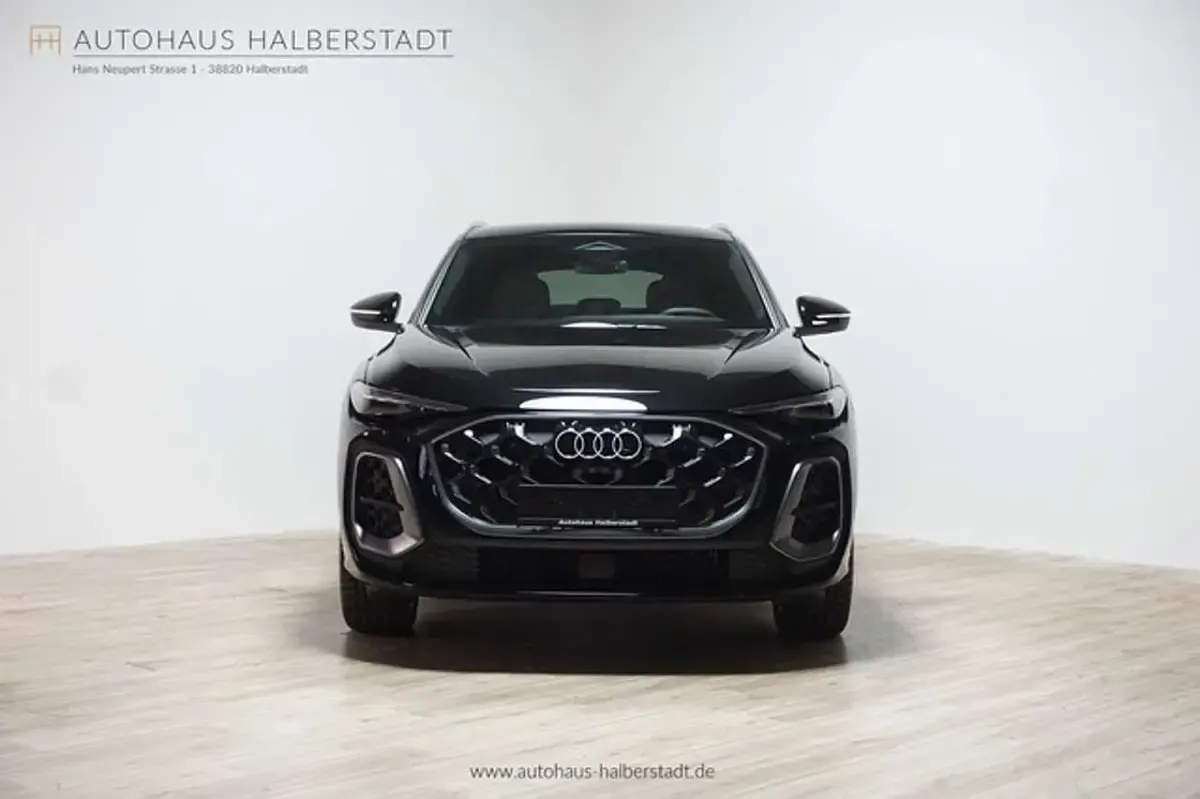 Neu Audi Q5 Sportback S-Line 204 PS (150 kW) 2025 Schwarz SUV