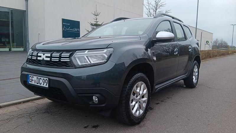 Gebraucht Dacia Duster Essentiel 91 PS (66 kW) 2023 Grau SUV