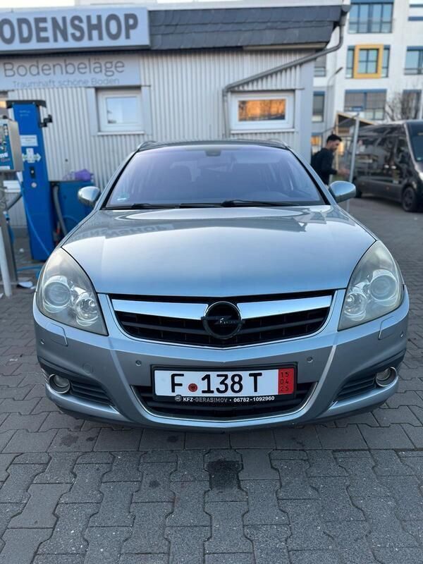 Grau Gebraucht 2006 Opel Signum Kombi | 1.950 € (Fairer Preis) - Bild 1/4