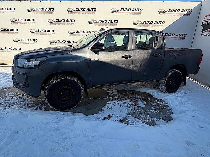 Gebraucht Toyota HiLux 150 PS (110 kW) 2021 Grau Abholung