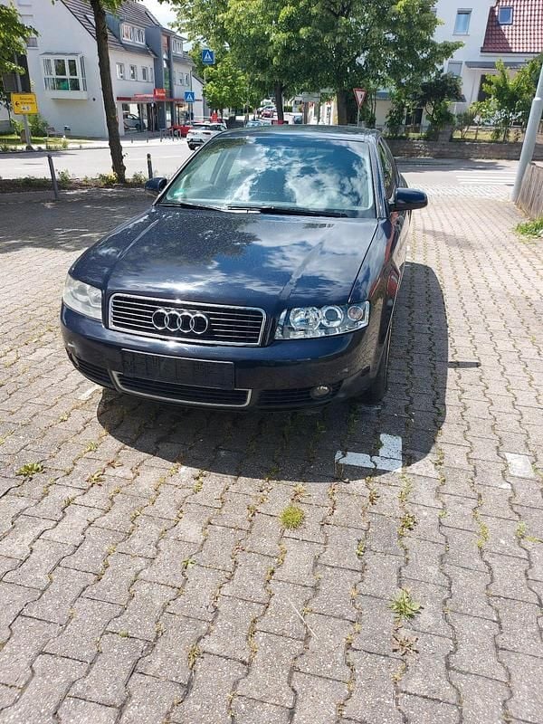 Blau Gebraucht 2002 Audi A4 Kombi | 950 € (Superpreis) - Bild 1/4