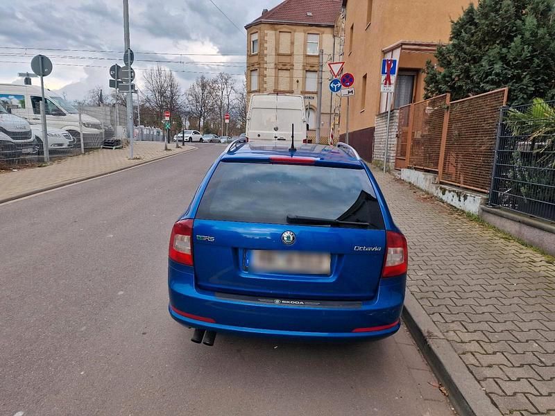 Gebraucht Skoda Octavia vRS 170 PS (125 kW) 2012 Blau Kombi