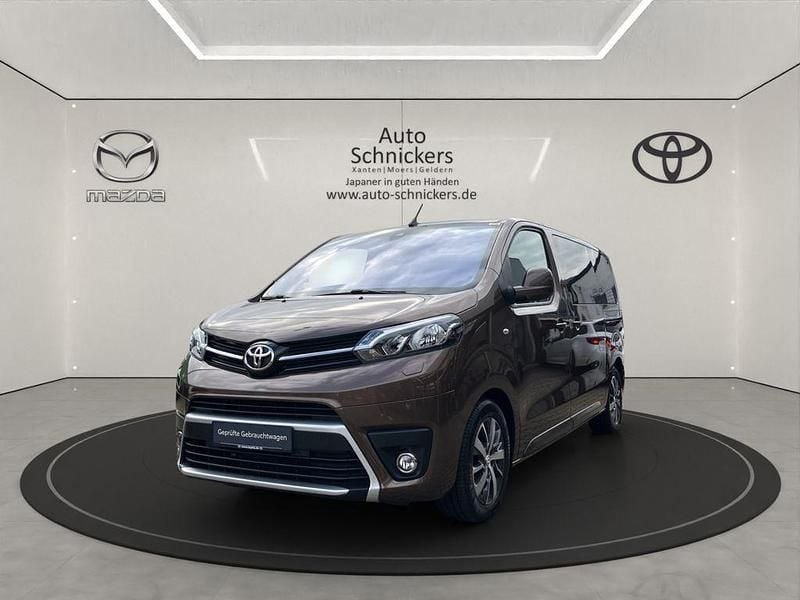 Braun Gebraucht 2021 Toyota Proace Verso Plus Kombi | 30.990 € (Superpreis) - Bild 1/4
