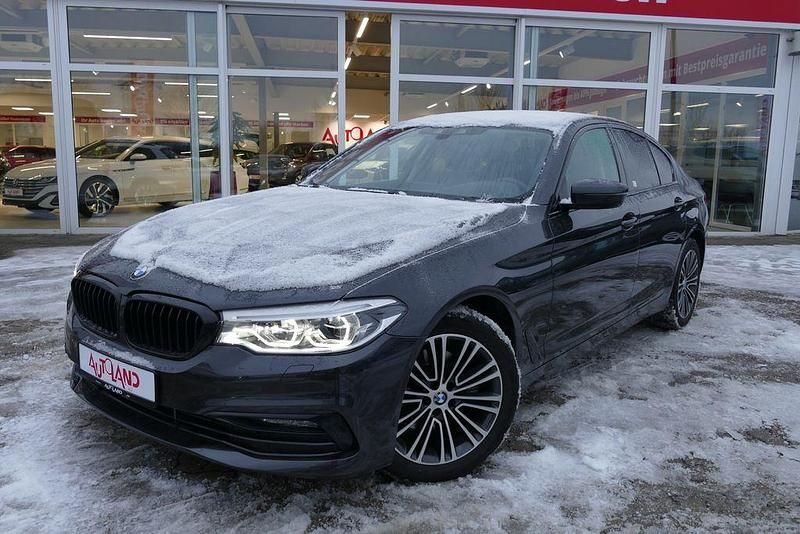 Gebraucht BMW 520 Sport Line 190 PS (139 kW) 2020 Schwarz Limousine