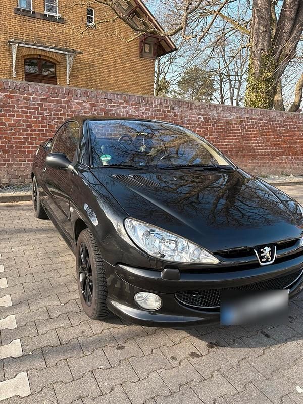 Gebraucht Peugeot 206 CC 109 PS (80 kW) 2006 Schwarz Cabrio
