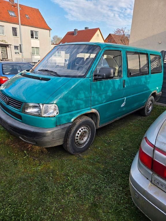 Gebraucht VW T4 102 PS (75 kW) 1998 Grün Van
