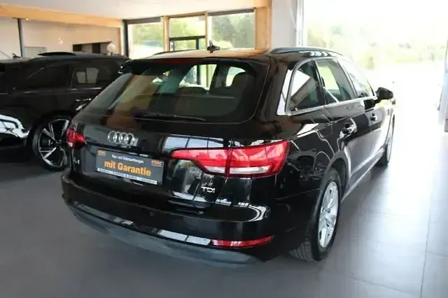 Gebraucht Audi A4 150 PS (110 kW) 2017 Schwarz Kombi