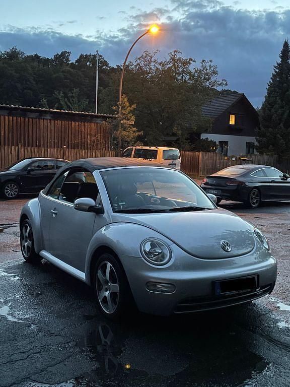 Silber Gebraucht 2003 VW Beetle Cabrio | 2.299 € (Guter Preis) - Bild 1/4