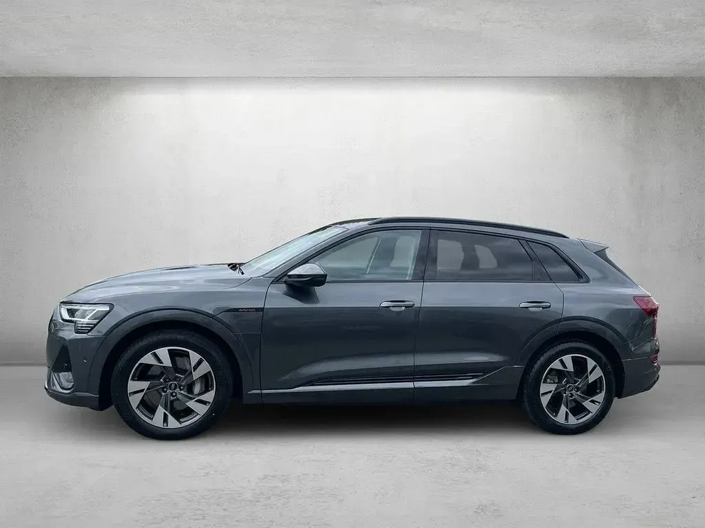 Gebraucht Audi e-tron S-Line 300 kW (408 PS) 2023 Grau SUV