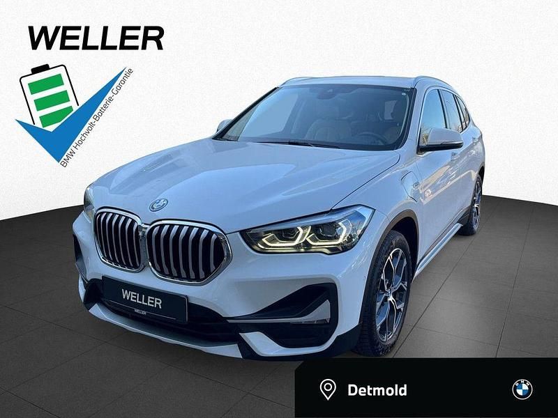 Gebraucht BMW X1 Performance 220 PS (161 kW) 2022 Alpinweiss iii (weiß) SUV