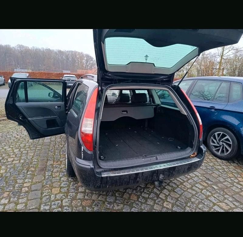 Gebraucht Ford Mondeo 130 PS (95 kW) 2005 Schwarz Kombi