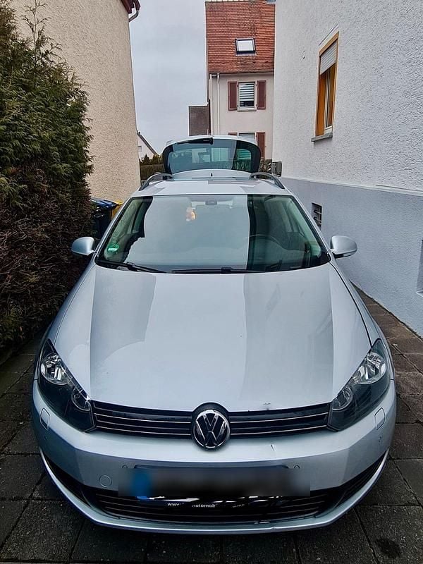 Silber Gebraucht 2012 VW Golf VII Kombi | 5.600 € (Superpreis) - Bild 1/4