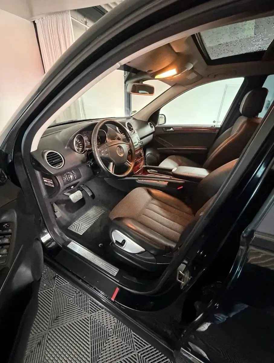 Gebraucht Mercedes ML280 190 PS (139 kW) 2007 Schwarz SUV