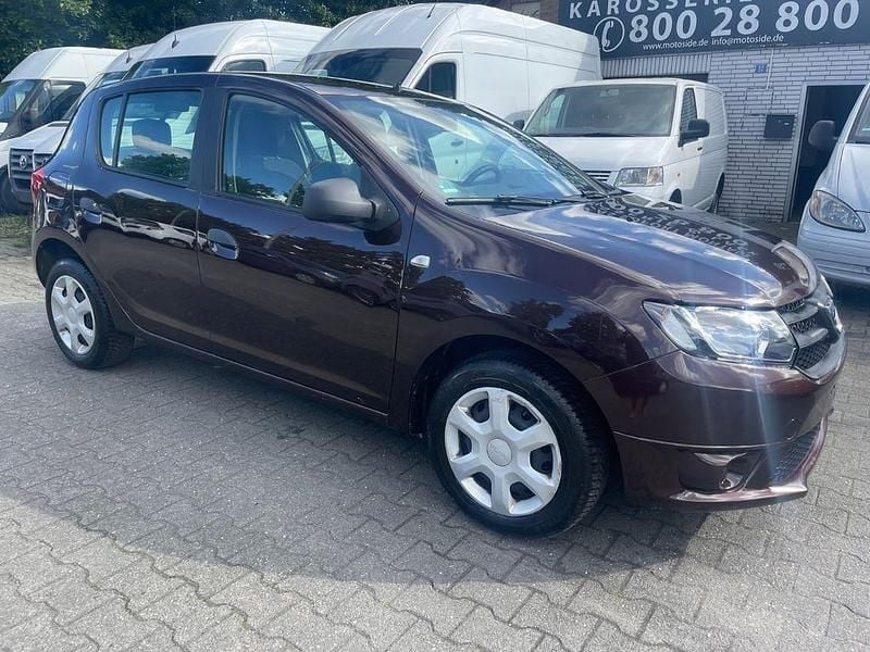 Braun Gebraucht 2017 Dacia Sandero Ambiance Kleinwagen | 5.800 € (Superpreis) - Bild 1/4