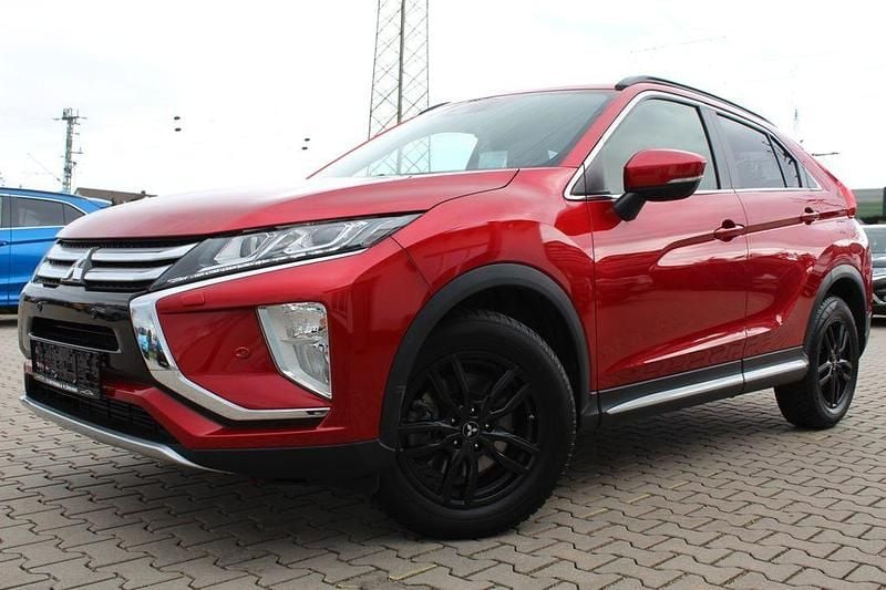Gebraucht Mitsubishi Eclipse Cross Active 163 PS (119 kW) 2019 Rot SUV
