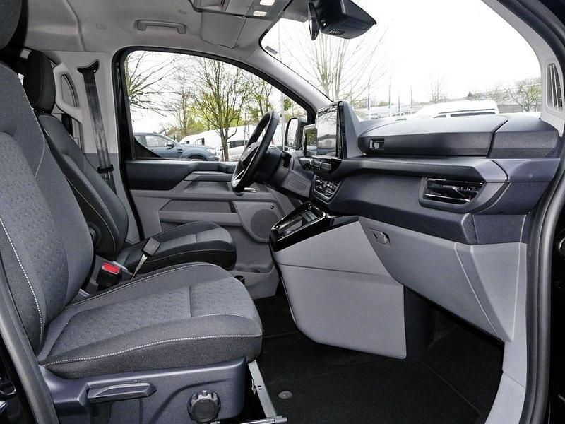 Neu Ford Tourneo Titanium 170 PS (125 kW) 2026 Schwarz Van / Kleinbus