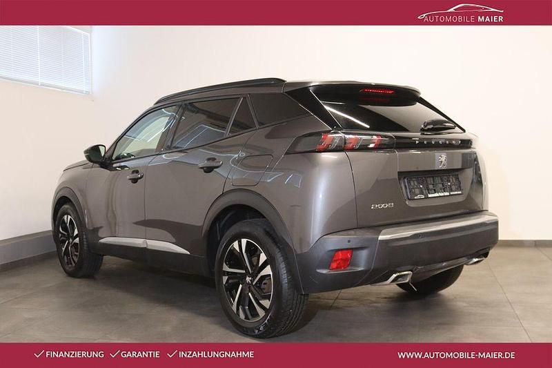 Gebraucht Peugeot 2008 Allure 131 PS (96 kW) 2022 Grau SUV