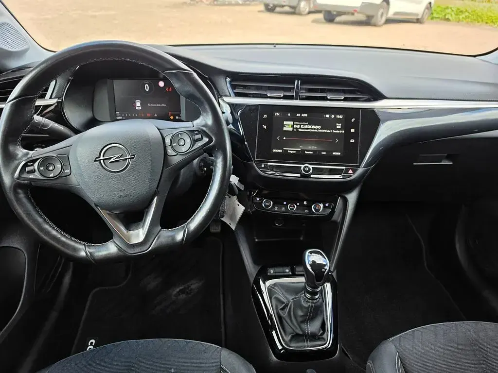 Gebraucht Opel Corsa Elegance 101 PS (74 kW) 2022 Schwarz Kleinwagen