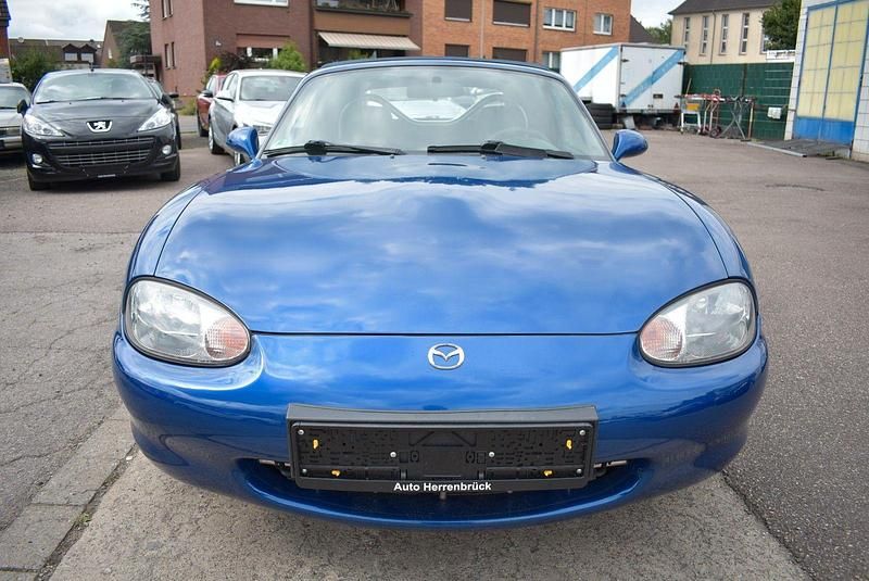 Gebraucht Mazda MX5 145 PS (106 kW) 2000 Blau Cabrio