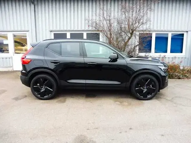 Gebraucht Volvo XC40 120 PS (88 kW) 2025 SUV
