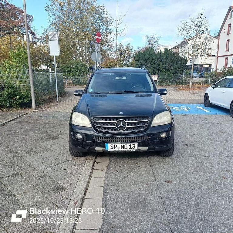 Schwarz Gebraucht 2007 Mercedes ML320 SUV | 4.500 € (Superpreis) - Bild 1/4