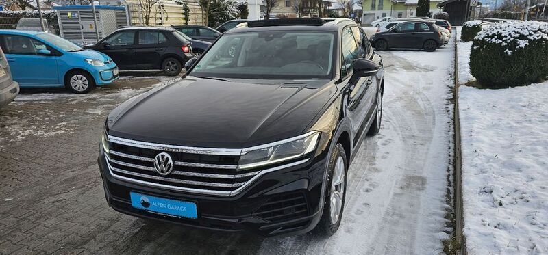Schwarz Gebraucht 2019 VW Touareg SUV | 39.999 € (Superpreis) - Bild 1/4