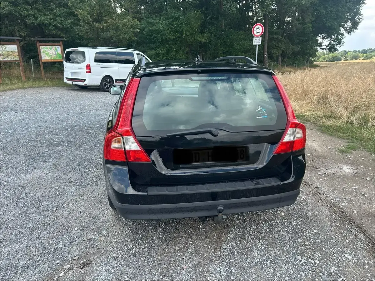 Gebraucht Volvo V70 140 PS (102 kW) 2010 Schwarz Kombi