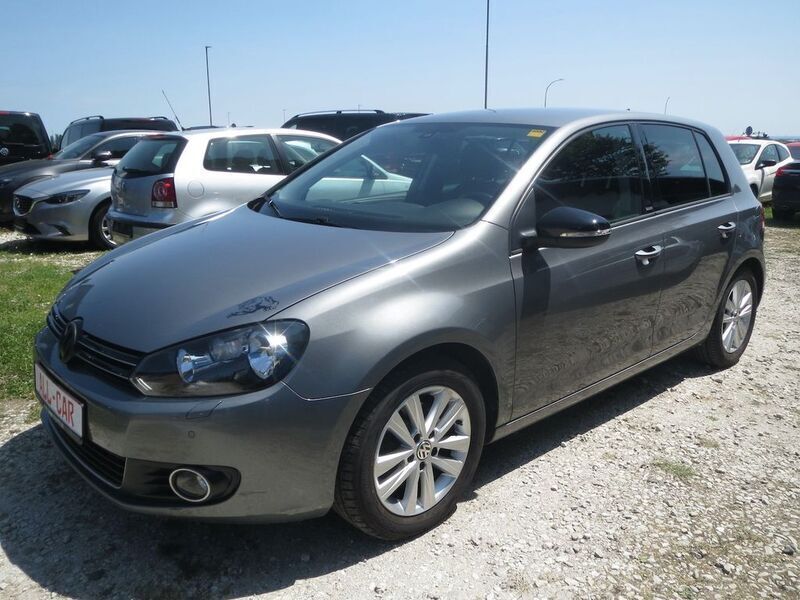 Grau Gebraucht 2011 VW Golf VI Style Limousine | 4.990 € (Fairer Preis) - Bild 1/4