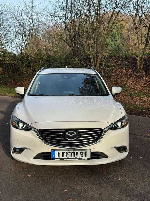 Weiß Gebraucht 2017 Mazda 6 Nakama Kombi | 15.900 € (Etwas zu teuer) - Bild 1/4