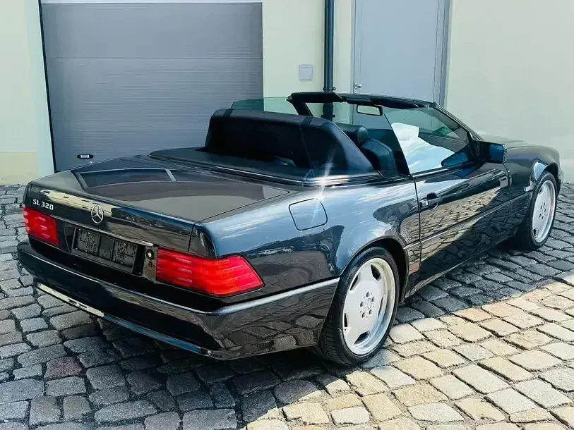 Gebraucht Mercedes SL320 231 PS (169 kW) 1994 Schwarz Cabrio