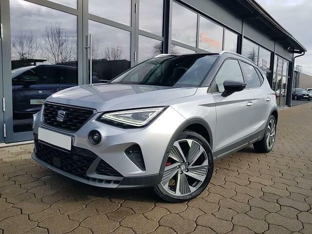 Gebraucht Seat Arona FR 150 PS (110 kW) 2024 Florettsilber/ schwarz (l50e) SUV
