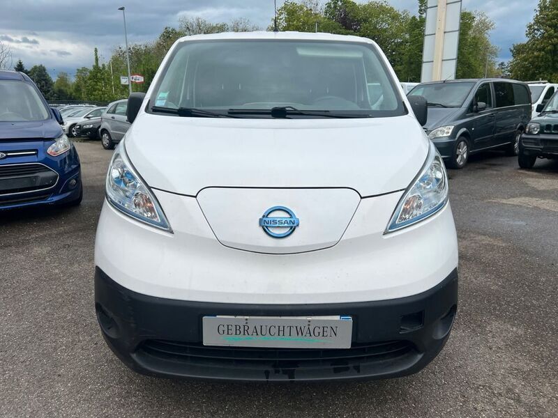 Weiß Gebraucht 2021 Nissan e-NV200 Van | 8.000 € - Bild 1/4