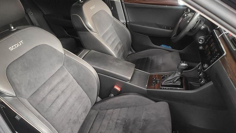 Gebraucht Skoda Superb 280 PS (205 kW) 2021 Blau Kombi