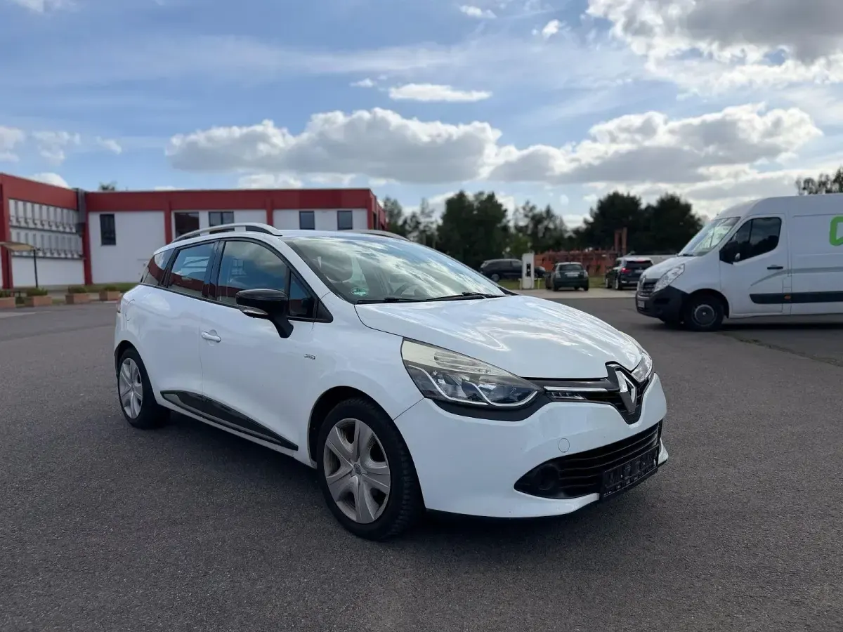 Gebraucht Renault Clio GrandTour 73 PS (53 kW) 2016 Weiß Kombi