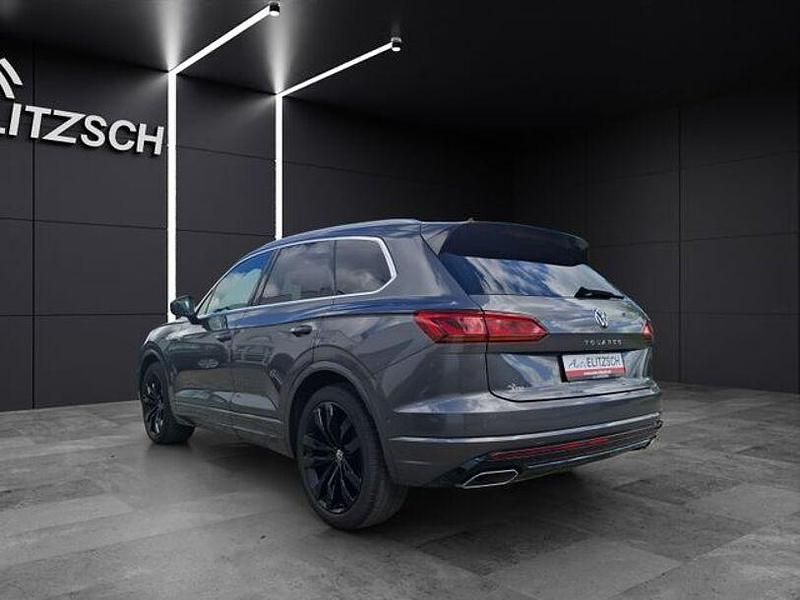 Gebraucht VW Touareg R-line 286 PS (210 kW) 2022 Grau SUV
