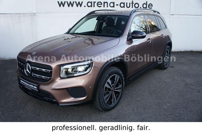 Gebraucht Mercedes GLB200 150 PS (110 kW) 2022 Gold SUV