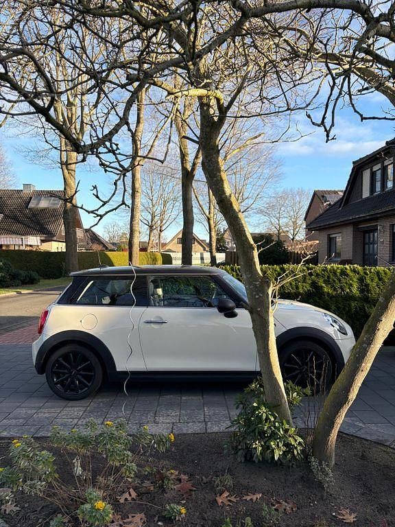 Gebraucht Mini John Cooper Works 102 PS (75 kW) 2016 Weiß Kleinwagen