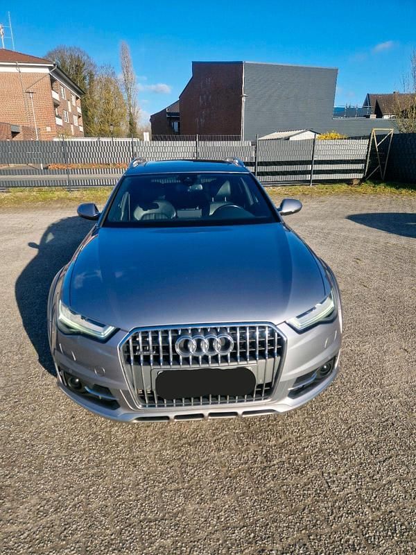 Silber Gebraucht 2015 Audi A6 Kombi | 22.999 € - Bild 1/4
