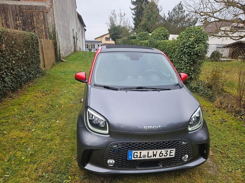 Rot Gebraucht 2021 Smart ForFour Electric Drive Pulse Limousine | 9.250 € (Guter Preis) - Bild 1/4