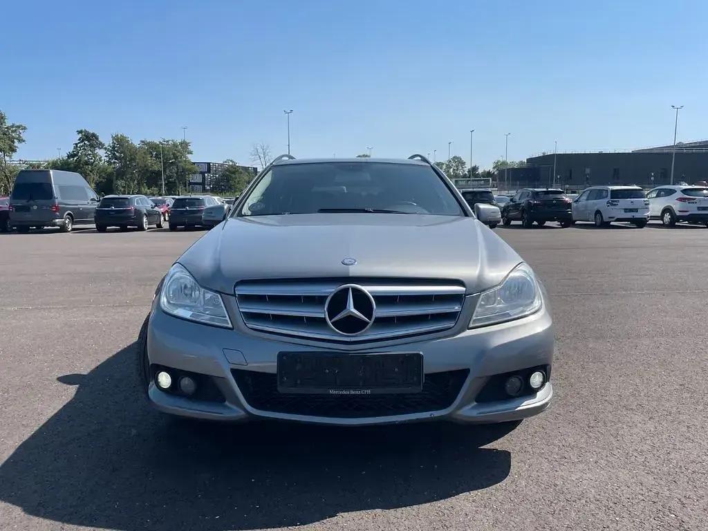 Gebraucht Mercedes C220 170 PS (125 kW) 2012 Silber Limousine