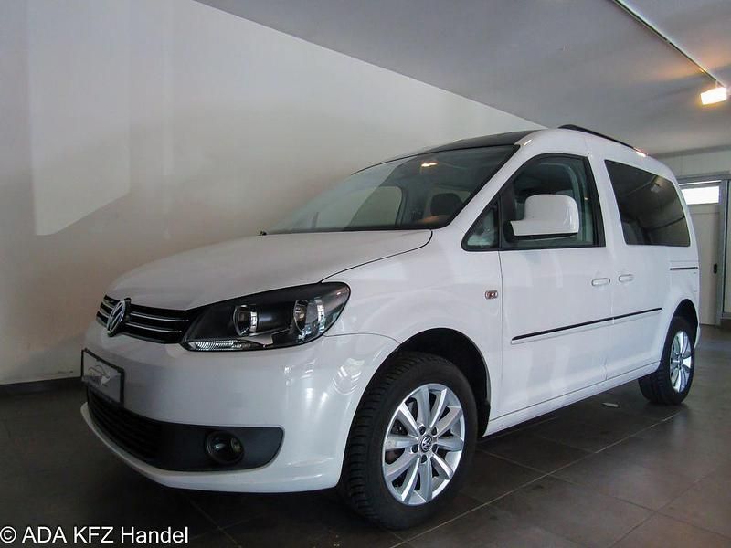Weiß Gebraucht 2015 VW Caddy Edition Van / Kleinbus | 14.999 € (Teuer) - Bild 1/4