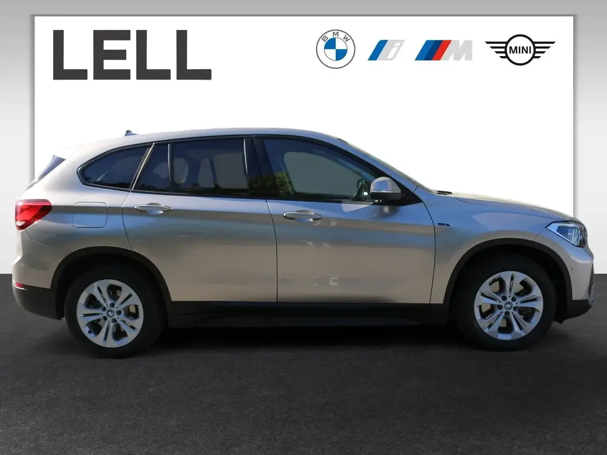 Gebraucht BMW X1 Advantage 220 PS (161 kW) 2022 Silber SUV