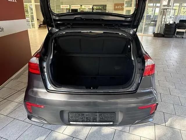Second-hand Kia Rio 84 CP (61 kW) 2016 Gri Berlinǎ